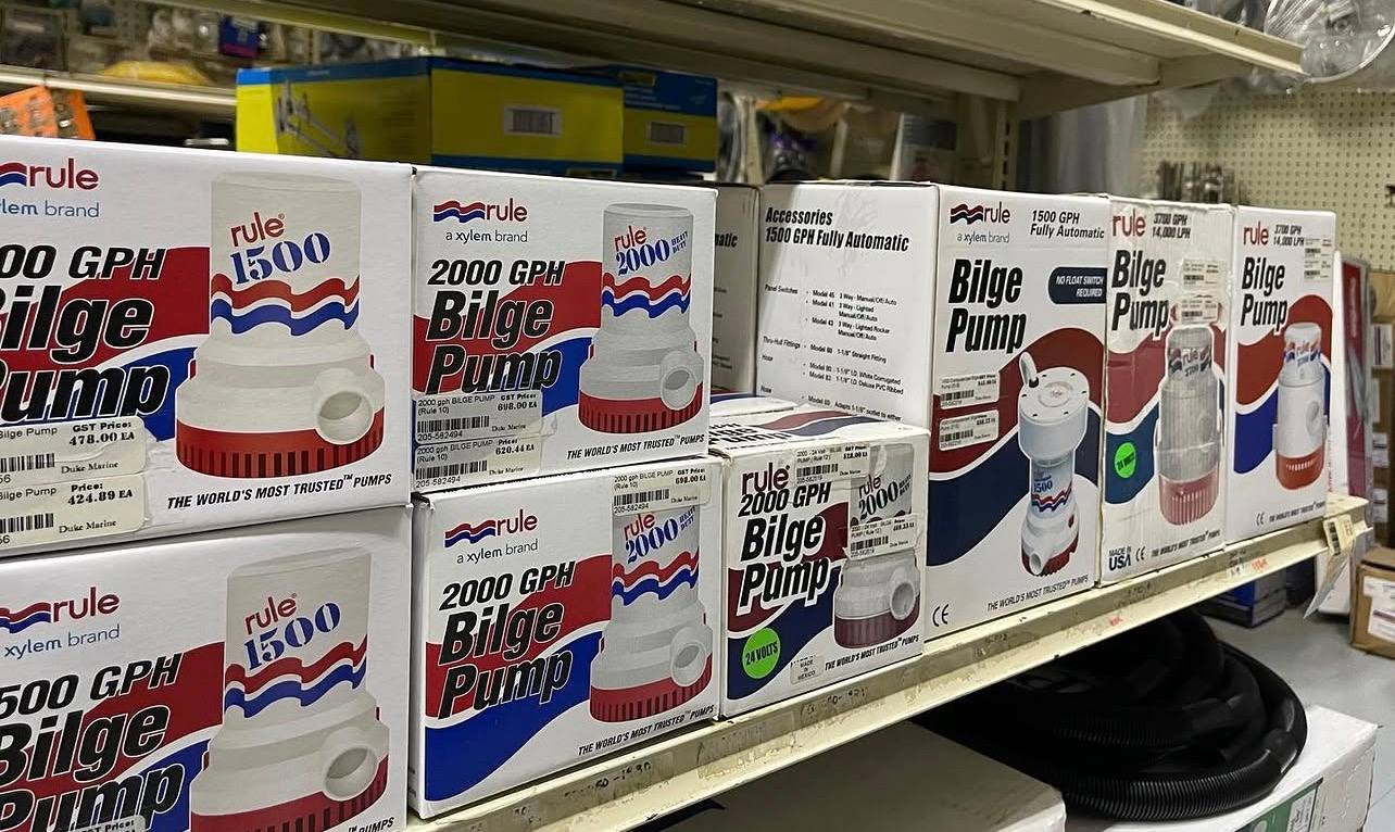 Fishing, diving and marine gear at Duke Marine